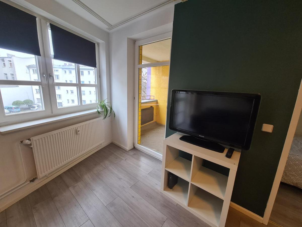 Appartement Authentic 2 Near Berlin-mitte Berlijn